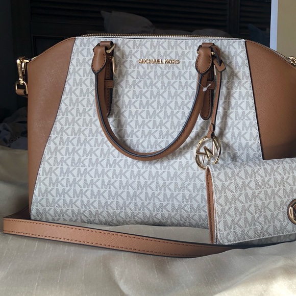 Authentic Michael Kors Purse